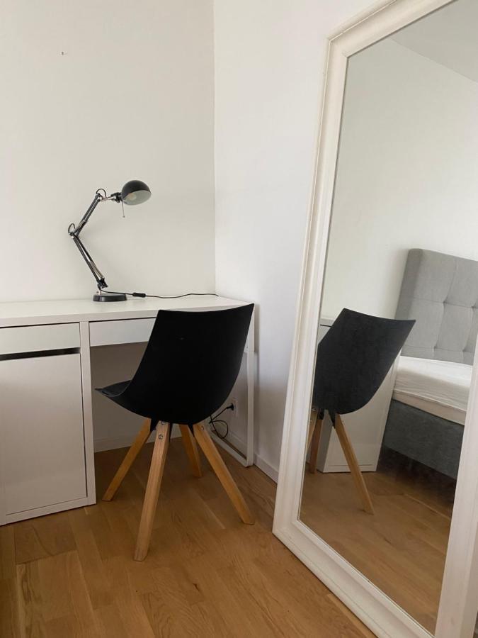 Exclusive 2 Level Etage Next To Arlanda-City Metro Στοκχόλμη Εξωτερικό φωτογραφία