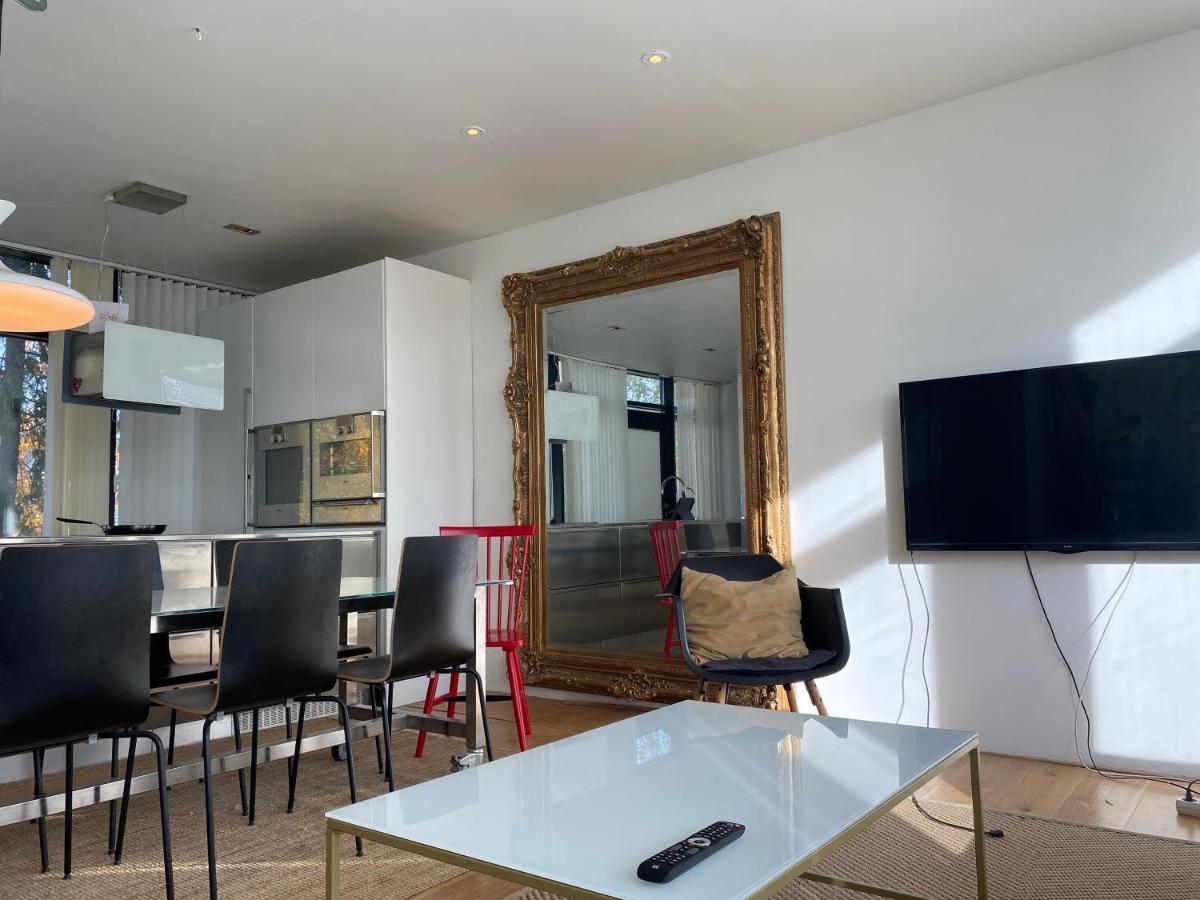 Exclusive 2 Level Etage Next To Arlanda-City Metro Στοκχόλμη Εξωτερικό φωτογραφία