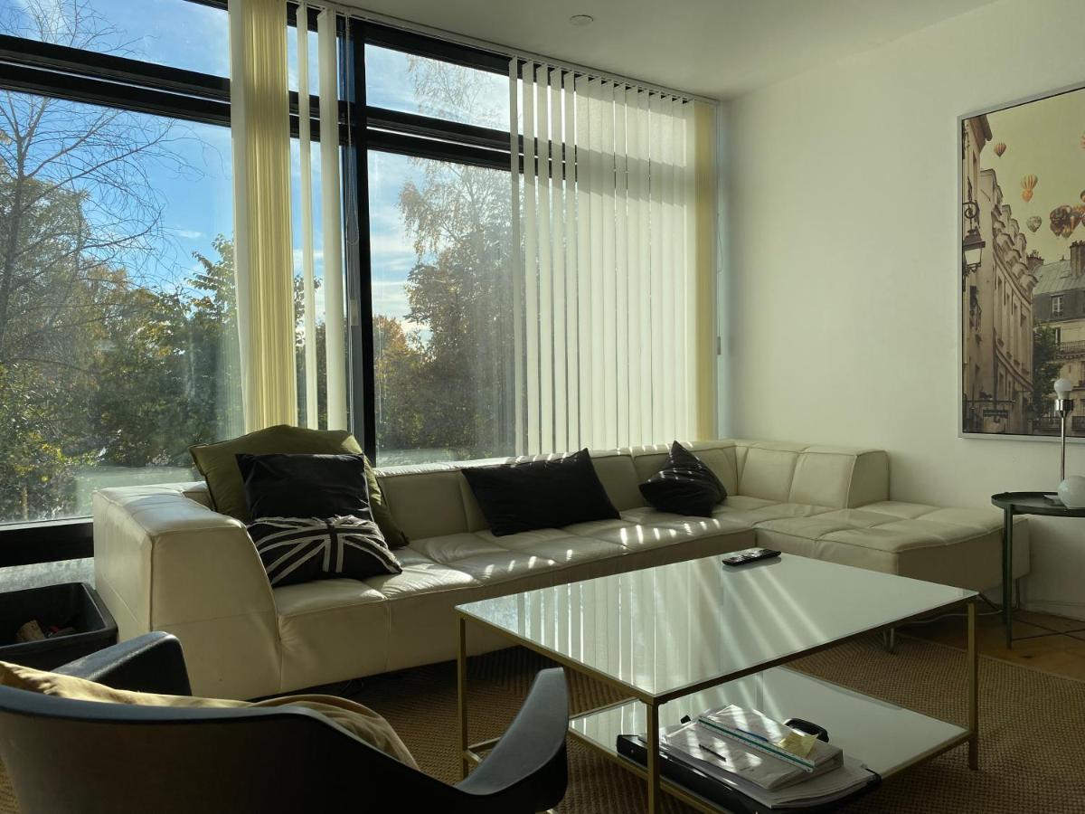 Exclusive 2 Level Etage Next To Arlanda-City Metro Στοκχόλμη Εξωτερικό φωτογραφία